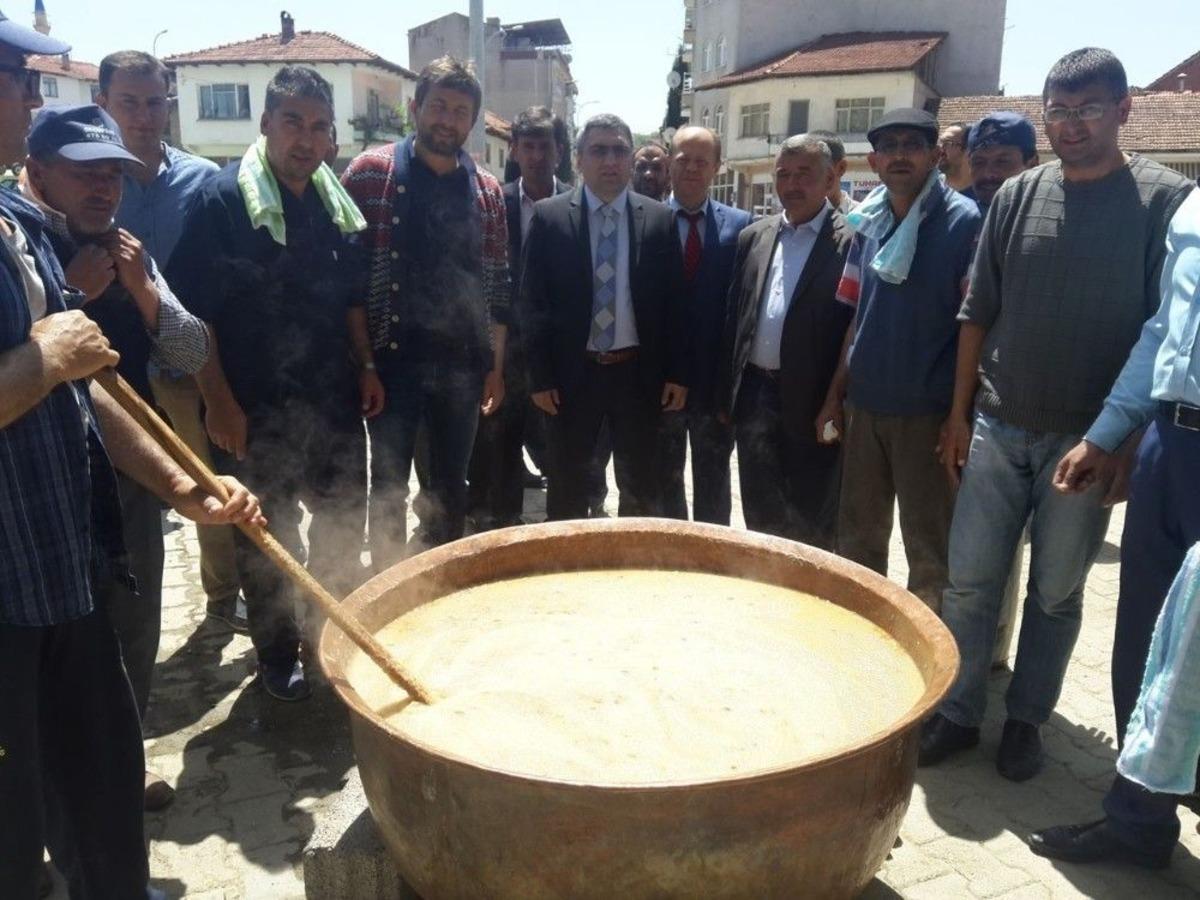 &rsquo;b&uuml;y&uuml;k Hayır&rsquo;a 5 Bin Kişi Katıldı