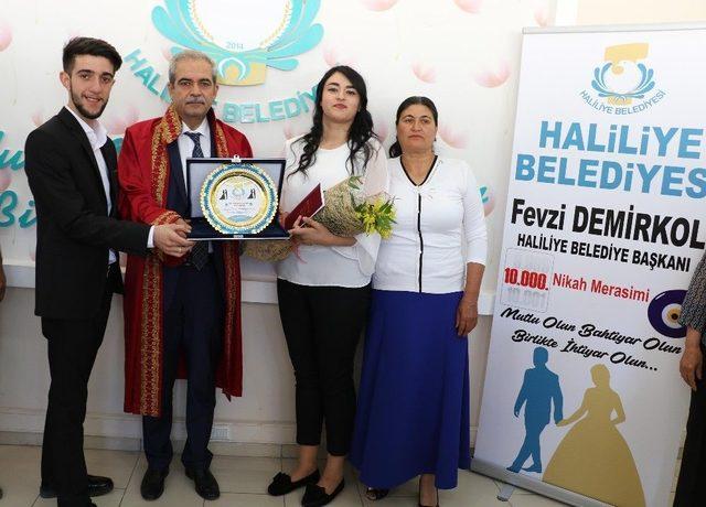 Haliliye Belediye Başkanı Demirkol İlçedeki 10 Bininci Nikahı Kıydı