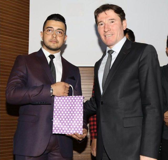 Erü’de ‘rus Kültür Günü’ Etkinliği Düzenlendi 2