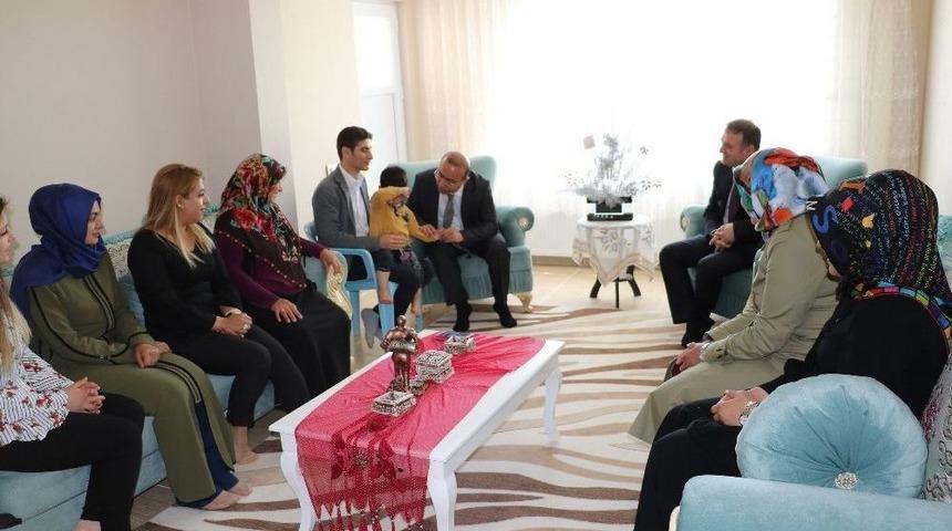 Adıyaman Kyk&rsquo;dan Şehit Ailelerine Ziyaret