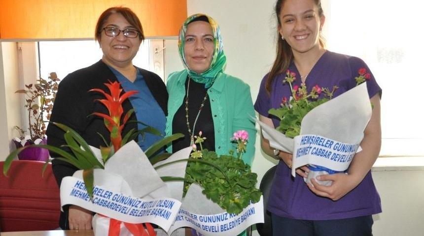 Başkan Cabbar’dan Hemşireler Günü Kutlaması