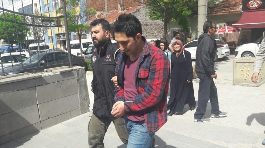 Fet&ouml; Ş&uuml;phelisi Gardiyan Ve Zabıt Katipleri Adliyede