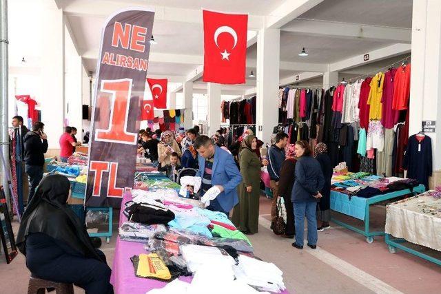 Yozgat’ta Sosyete Pazarı Açıldı