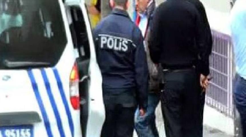 Evine Hacize &nbsp;Gelenleri Tinerle Kovaladı