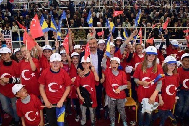 Sancaktepe Belediyesi, Bosna Hersek'te Spor Salonu Açtı