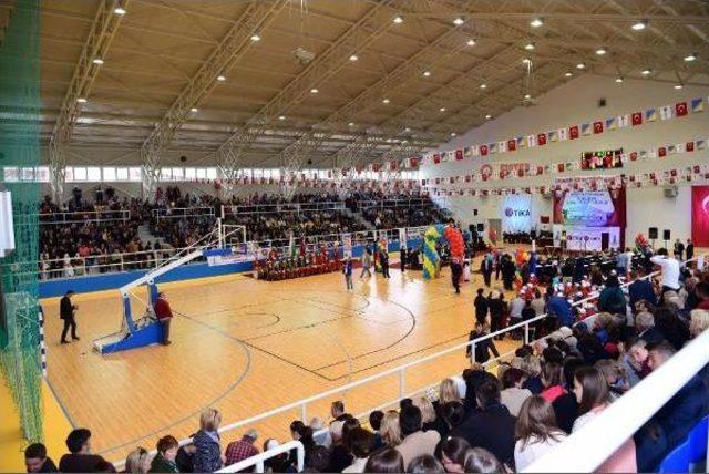 Sancaktepe Belediyesi, Bosna Hersek'te Spor Salonu Açtı