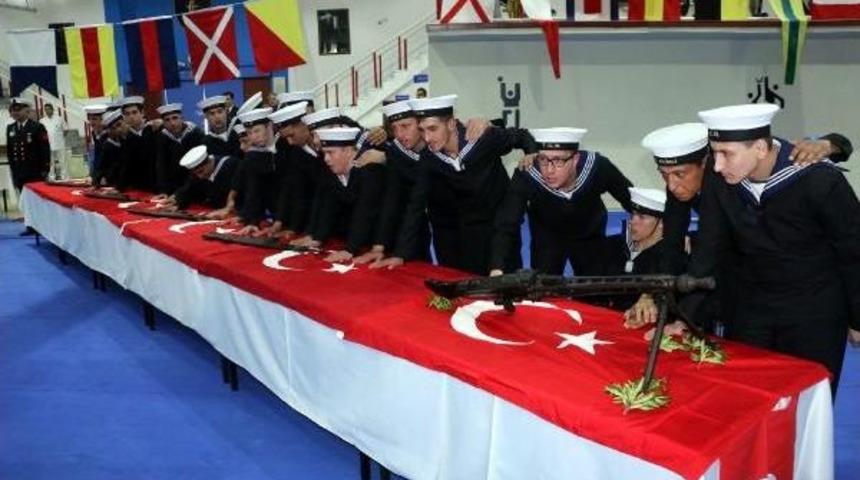 Zonguldak'ta Engelliler 1 G&uuml;nl&uuml;ğ&uuml;ne Asker Oldu