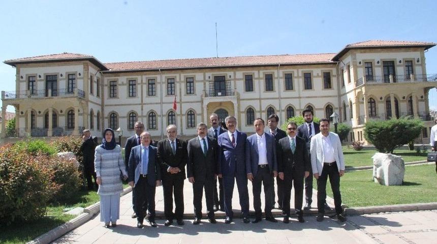 Hedef &Ccedil;orum&rsquo;a 1 Milyon Turist &Ccedil;ekmek