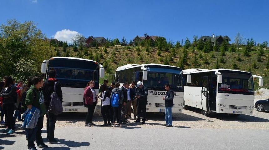 Boz&uuml;y&uuml;k&rsquo;te Gen&ccedil;ler G&uuml;vende