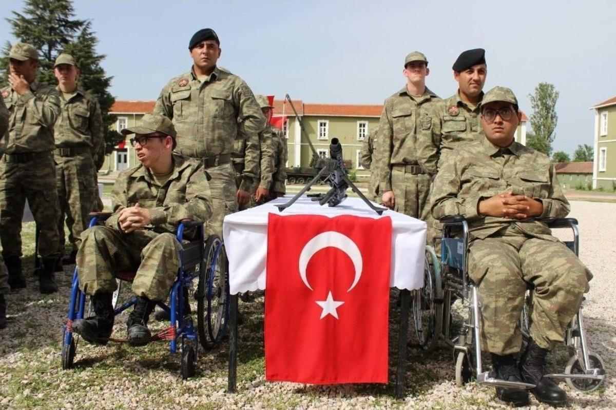 Vatan Borcunu &Ouml;deyen En &Ouml;zel Tertip