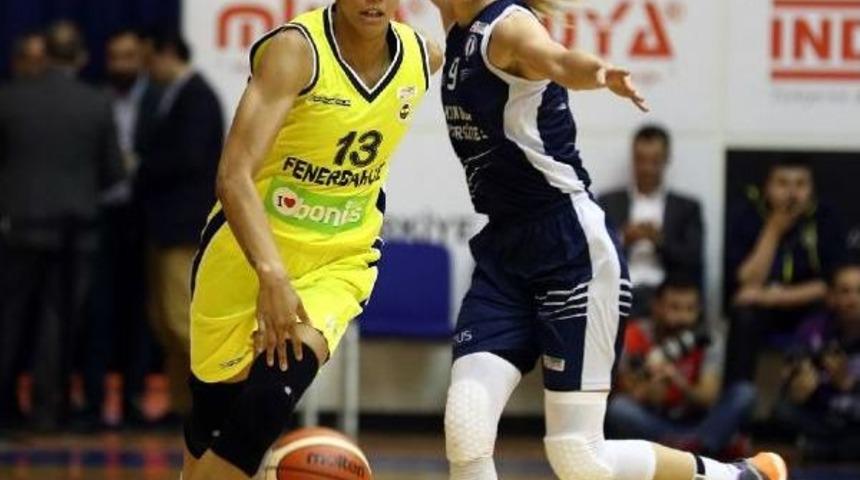 Fenerbah&ccedil;e Seriyi 2-1'e Getirdi