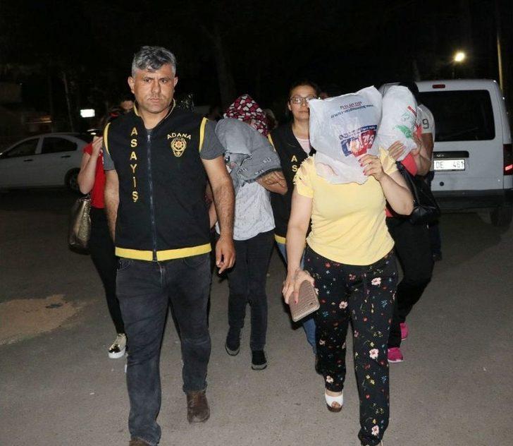 Adana Ve Samsun Merkezli Dev Fuhuş Operasyonu: 30 Gözaltı G1