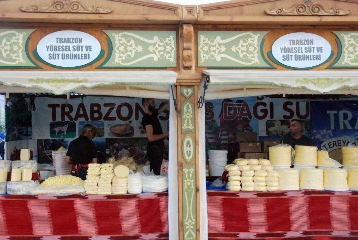 İstanbul&rsquo;da "karadeniz R&uuml;zgarı" Esiyor