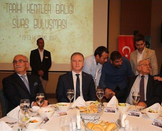 Tarihi Kentler Birliği Sivas'ta Toplandı