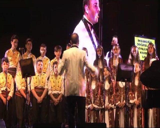 Fransız Sarayı nda Avrupa Günü Suriyeli Çocukların Şarkılarıyla Kutlandı 1