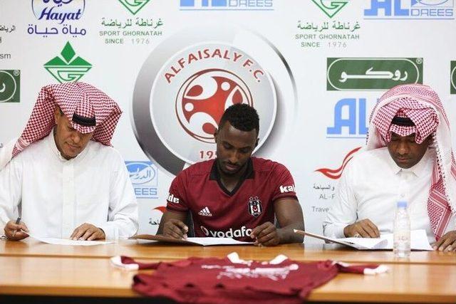 İmza T&ouml;reninde İlgin&ccedil; Olay 3