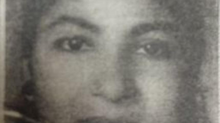 Silahlı &Ccedil;atışmanın Arasında Kalan Kadın Vurularak Yaşamını Yitirdi