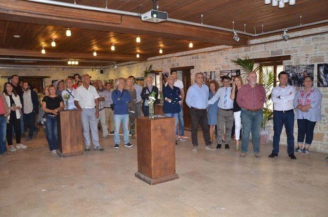 Kuşadası&rsquo;nda &rsquo;soma&rsquo; Fotoğraf Sergisi A&ccedil;ıldı 1