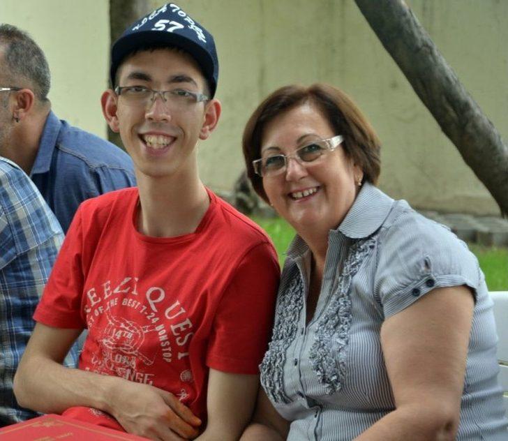 Beş Engelli Genç Asker Olup Terhis Oldu G4