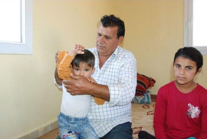 7 Çocuk Babası Cuma Akkan, 8 Yıldır Çocuklarına Annelik Yapıyor G1