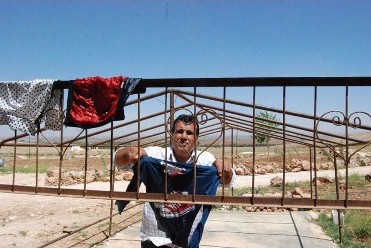 7 Çocuk Babası Cuma Akkan, 8 Yıldır Çocuklarına Annelik Yapıyor G3