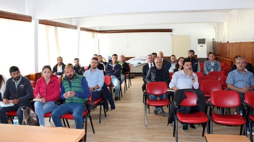 Ab Onaylı S&uuml;t &Ccedil;iftliği Y&ouml;netici Ve &Ccedil;alışanları Bir Araya Geldi