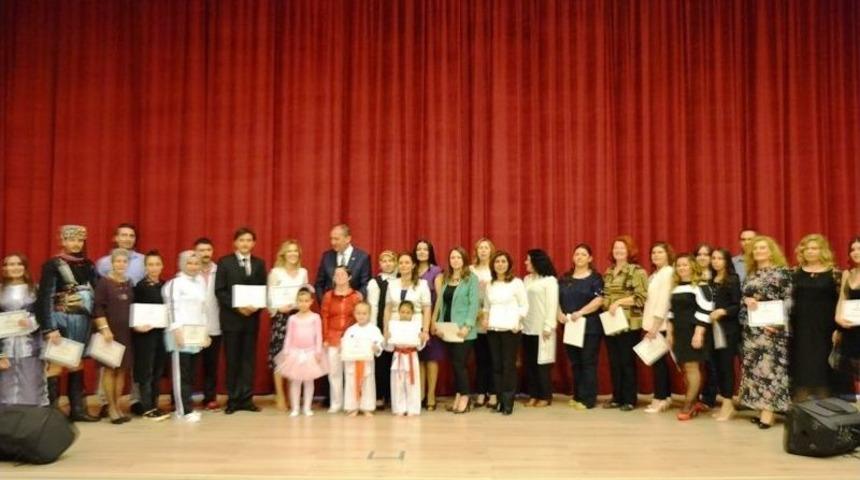 Atat&uuml;rk K&uuml;lt&uuml;r Merkezinde Yıl Sonu Buluşması