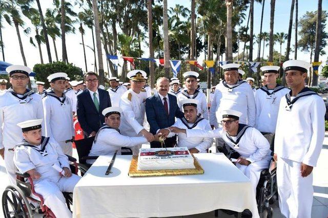 Temsili Askerlik Yapan Engelli Gençler Terhis Belgelerini Aldı