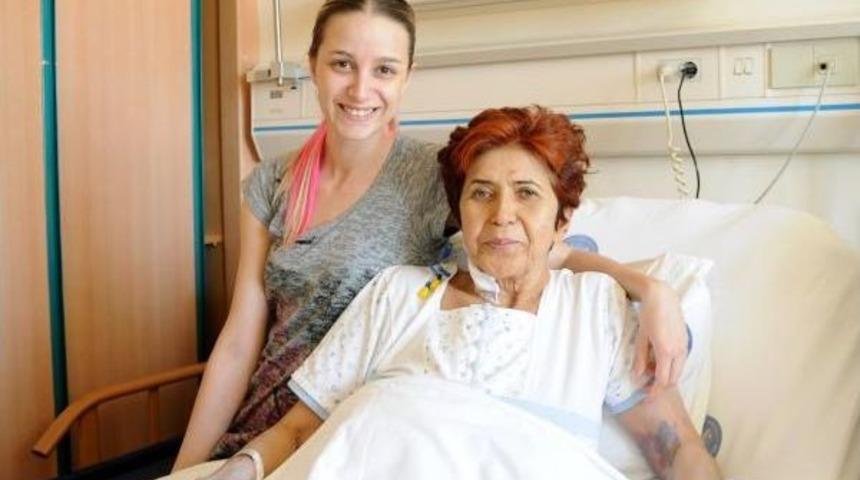 Balerinden En Anlamlı 'anneler G&uuml;n&uuml;' Hediyesi