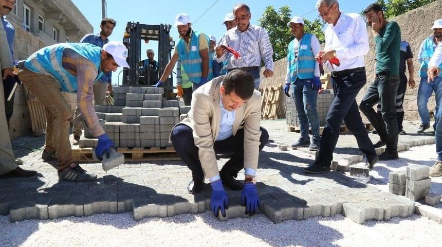 Ekinci, Kilitli Beton Parke Taşı D&ouml;şeme &Ccedil;alışmalarını İnceledi