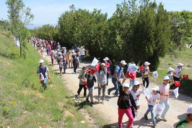 Tabiat Y&uuml;r&uuml;y&uuml;ş&uuml; Yapıldı. 2