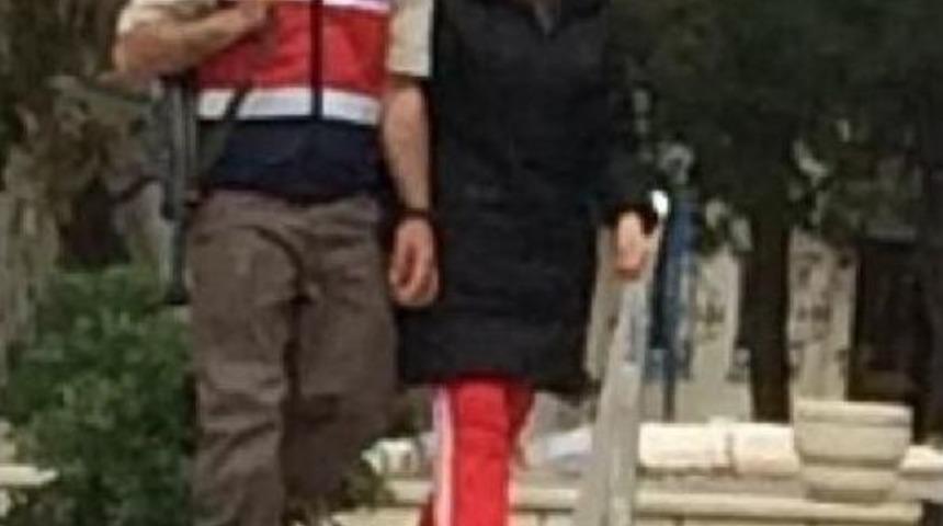 &Ccedil;ocuklarını D&ouml;ven Azeri Anne Tutuklandı