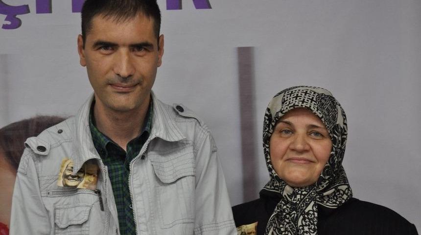 Fedakar Ve Cefakar Anne, Yılın Annesi Se&ccedil;ildi