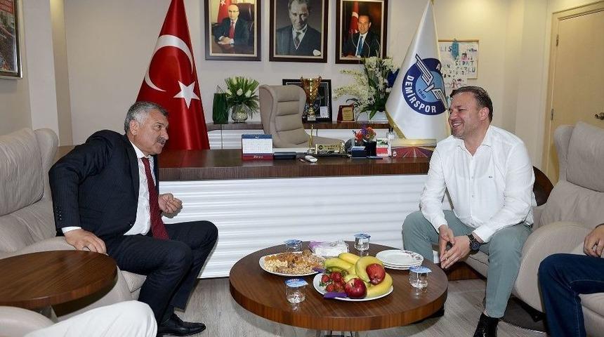 Başkan Karalar&rsquo;dan Demirspor&rsquo;a 150 Bin Tl Pirim