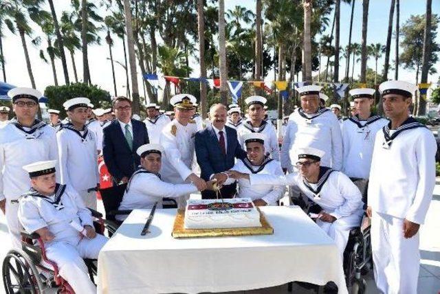 Mersin'de Engelli Gençler Asker Oldu