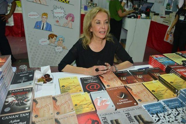 6.malatya Anadolu Kitap Fuarı Sürüyor