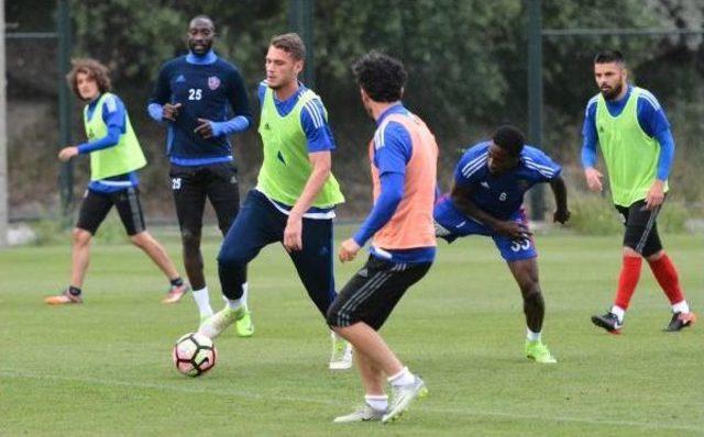 Kardemir Karab&uuml;kspor, Aytemiz Alanyaspor Hazırlıklarını Tamamladı 1