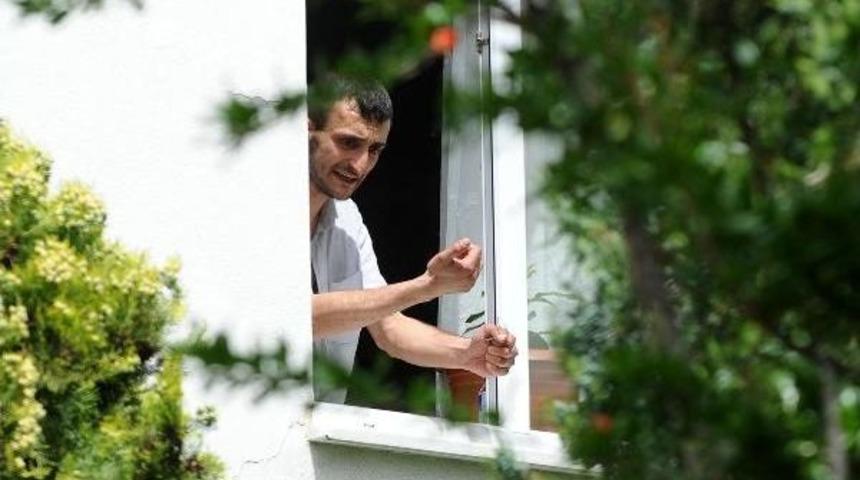 Bursa'da Madde Bağımlısı Gen&ccedil; Annesini Ve Kızkardeşini Rehin Aldı (2)