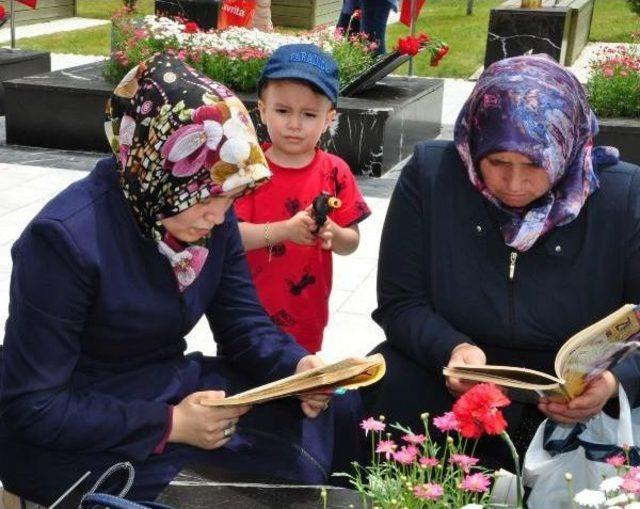 Soma'da Acının Yıl Dönümünde, Yürekler Birleşti (3)