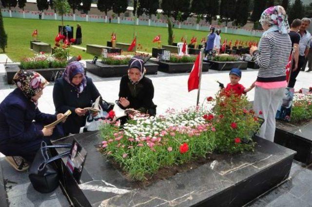 Soma'da Acının Yıl Dönümünde, Yürekler Birleşti (3)