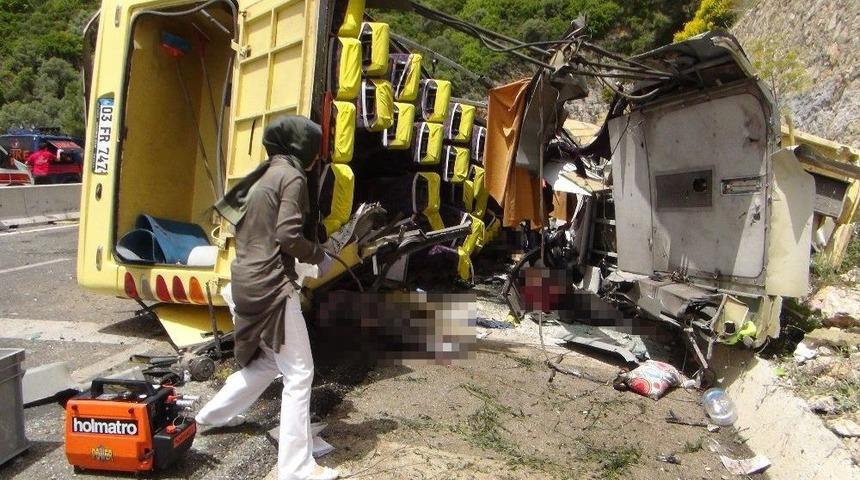 Muğla&rsquo;daki Kazada &Ouml;l&uuml; Sayısı 20&rsquo;ye Y&uuml;kseldi