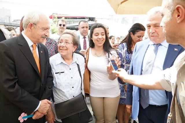 Kılıçdaroğlu, Bursa’da Kermes Ziyaret Etti