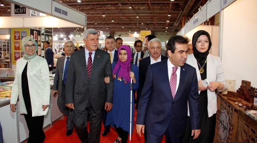 9. Kocaeli Kitap Fuarı Kapılarını A&ccedil;tı