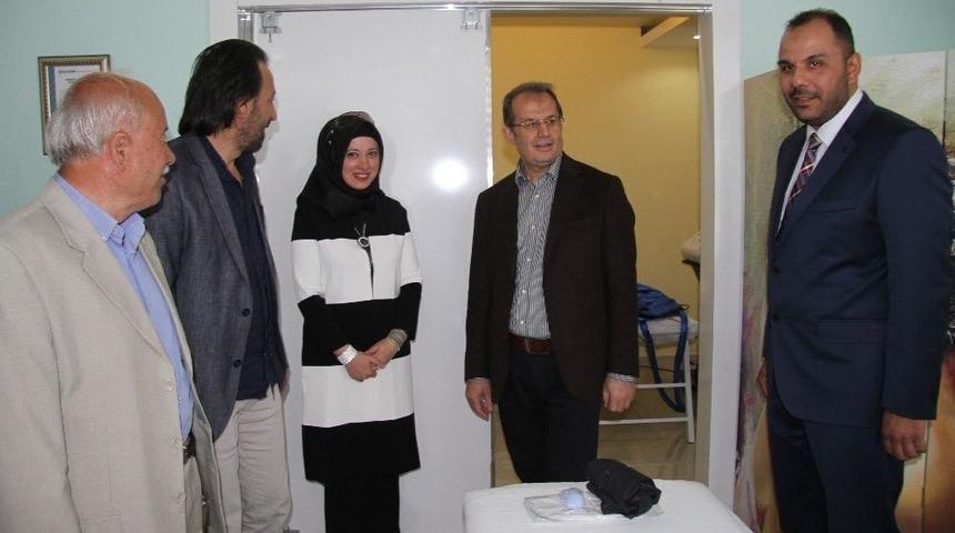Vali Taşyapan G&uuml;zellik Merkezi A&ccedil;ılışına Katıldı