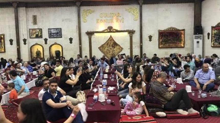 Şanlıurfa'da Havalar Isındı, Turizm Sezonu A&ccedil;ıldı