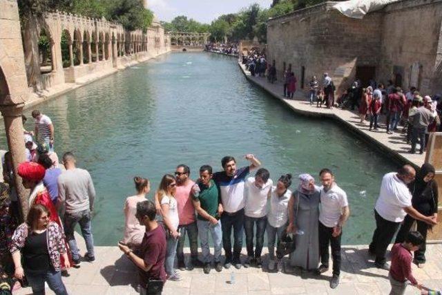 Şanlıurfa da Havalar Isındı, Turizm Sezonu A&ccedil;ıldı 3