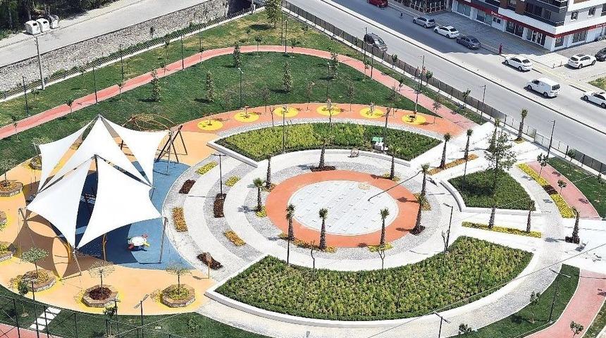 İzmirlilere Hem Modern Hem De Eğlenceli Park