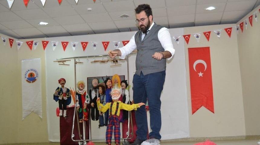 Kukla Kumpanyası Etkinliğinde &Ccedil;ocuklar Doyasıya Eğlendi