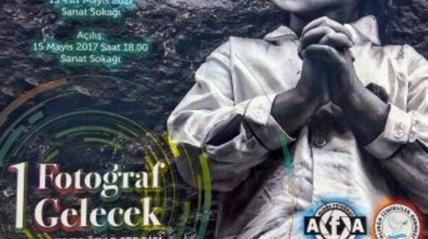 Fotoğraf Sergisinin Geliri İlkokula Bağışlanacak