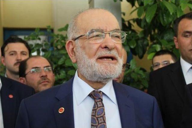 Temel Karamollaoğlu Trenle İzmit'e Geldi